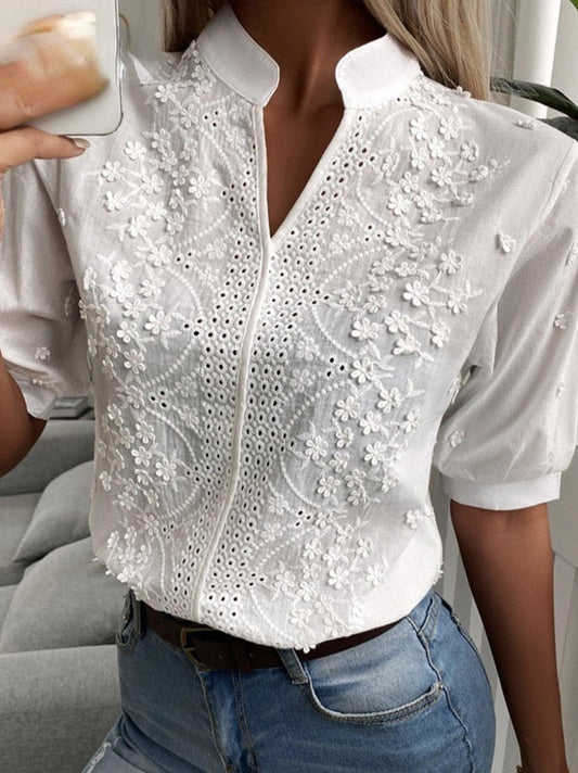 Bluse mit Spitzendetail