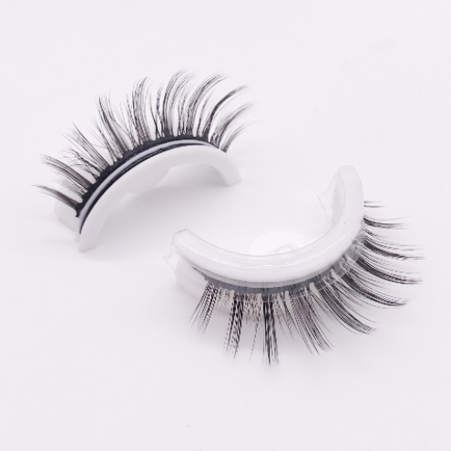 iLash™ - Reusable Self-Adhesive Eyelashes